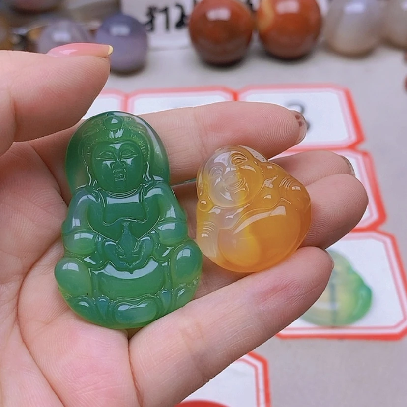 【闪购商品】玛瑙/玉髓未镶嵌珠宝半成品薯****片