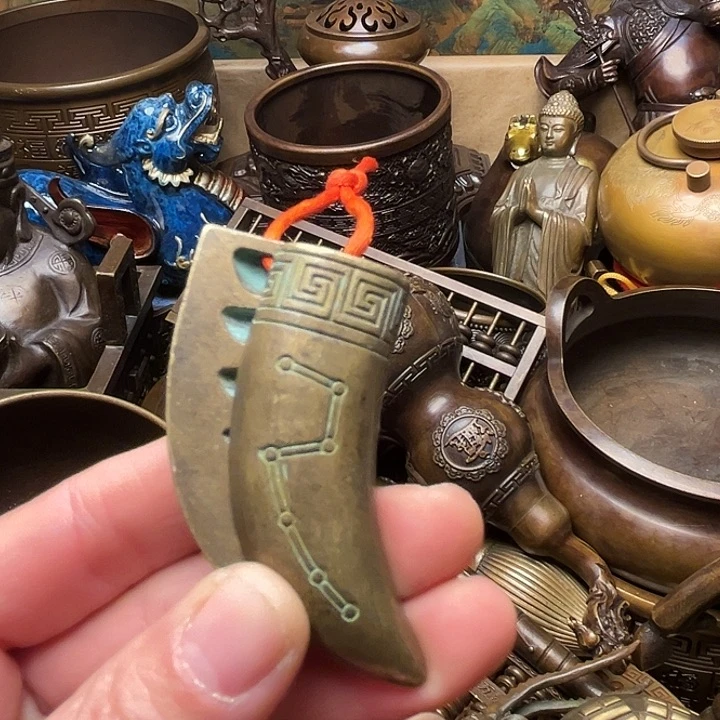 精美铜器批发档口