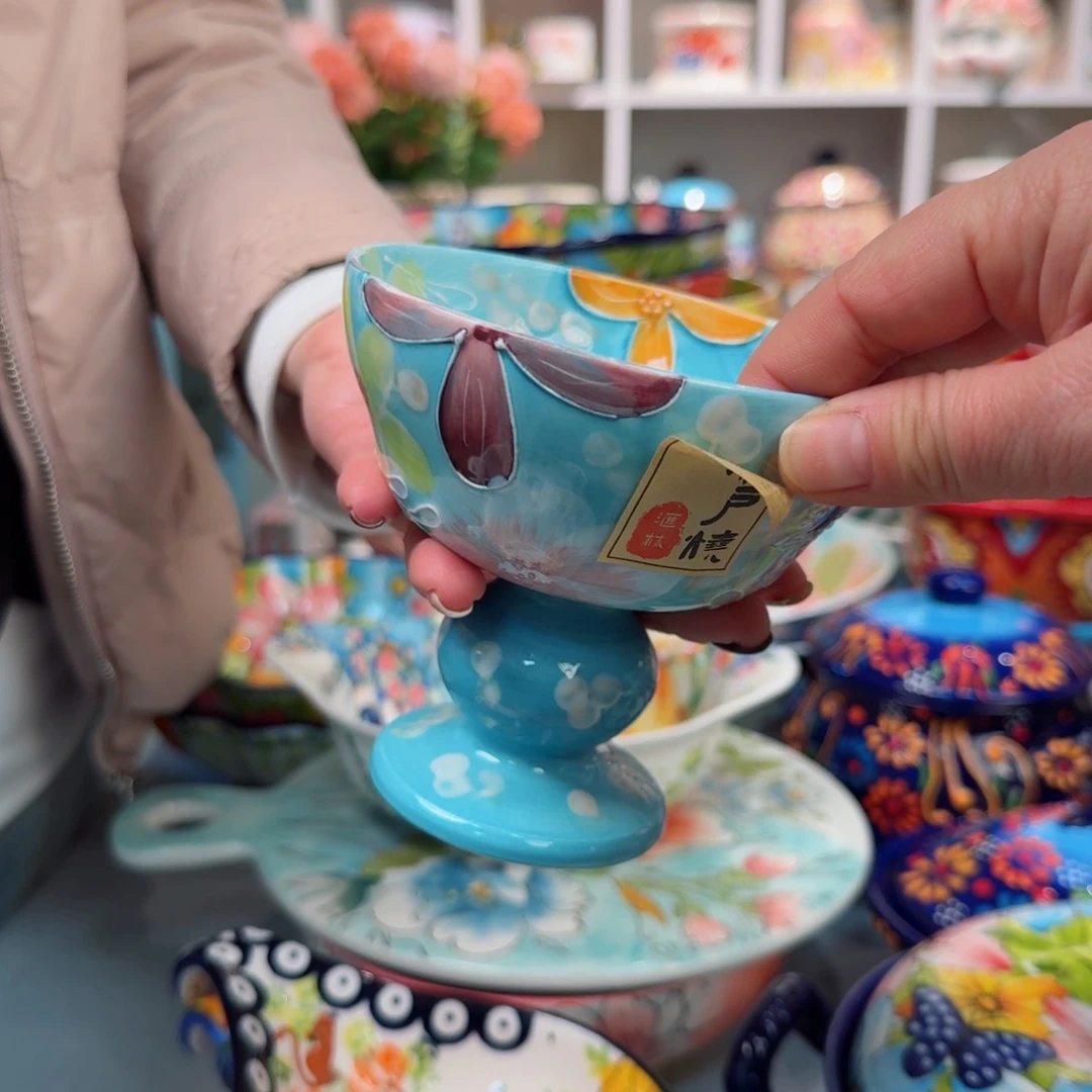 瓷蓝色高脚甜品杯一只