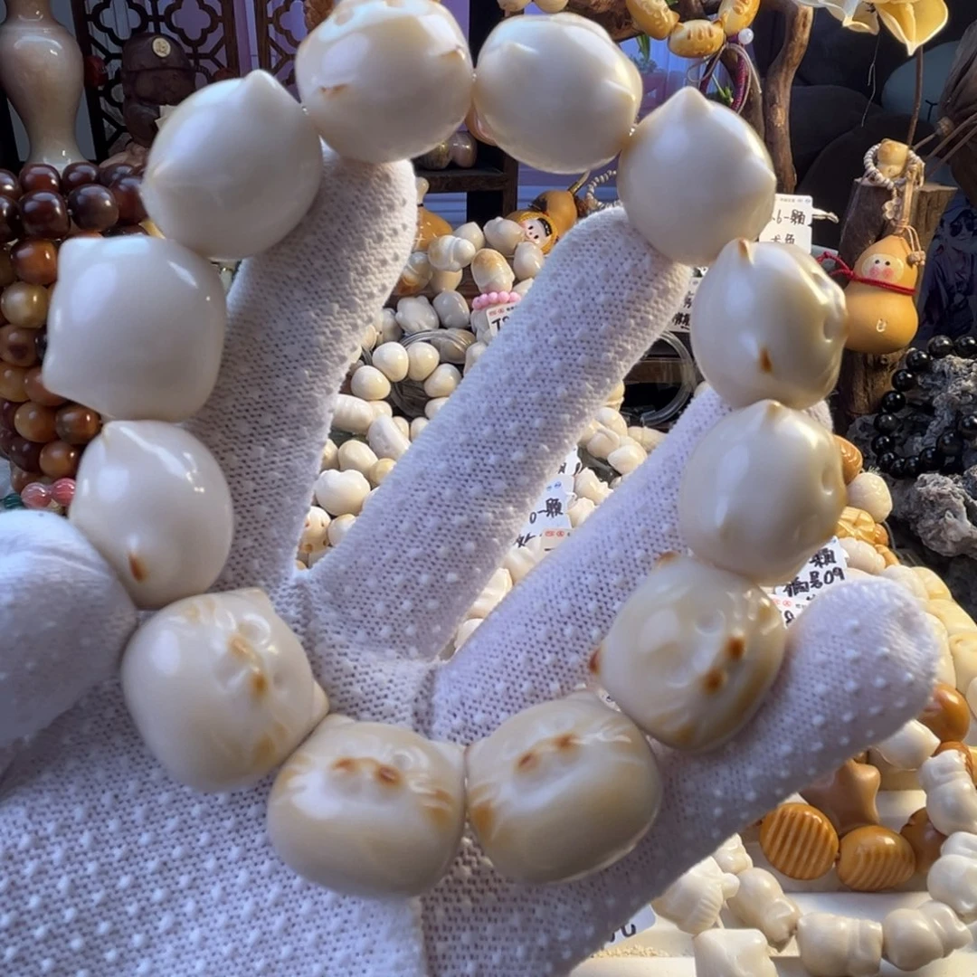 菩提根/象牙果手串-微烤色胡子猫