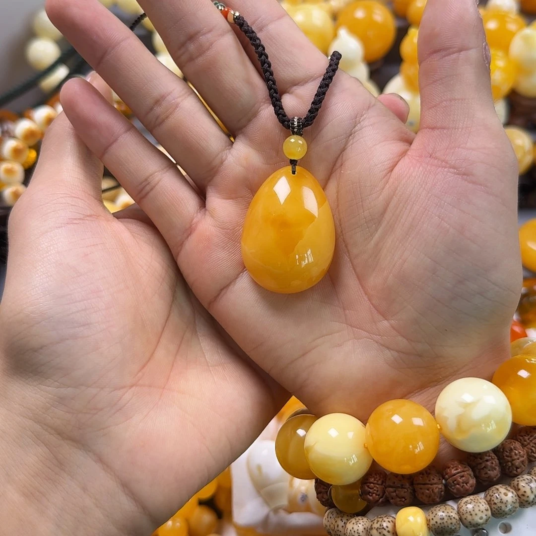 琥珀珠宝奇石未镶嵌水滴