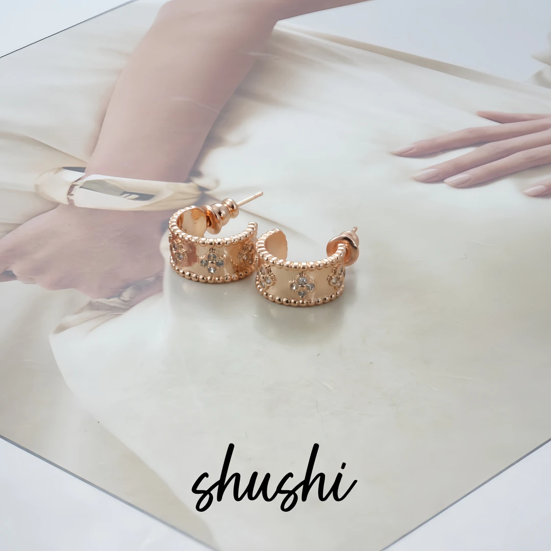 铜合金锆石耳饰 时尚经典轻奢气质百搭耳环8767