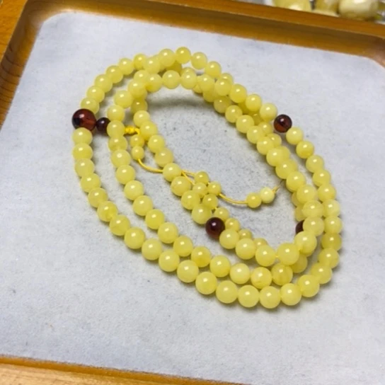 蜜蜡裸石未镶嵌串