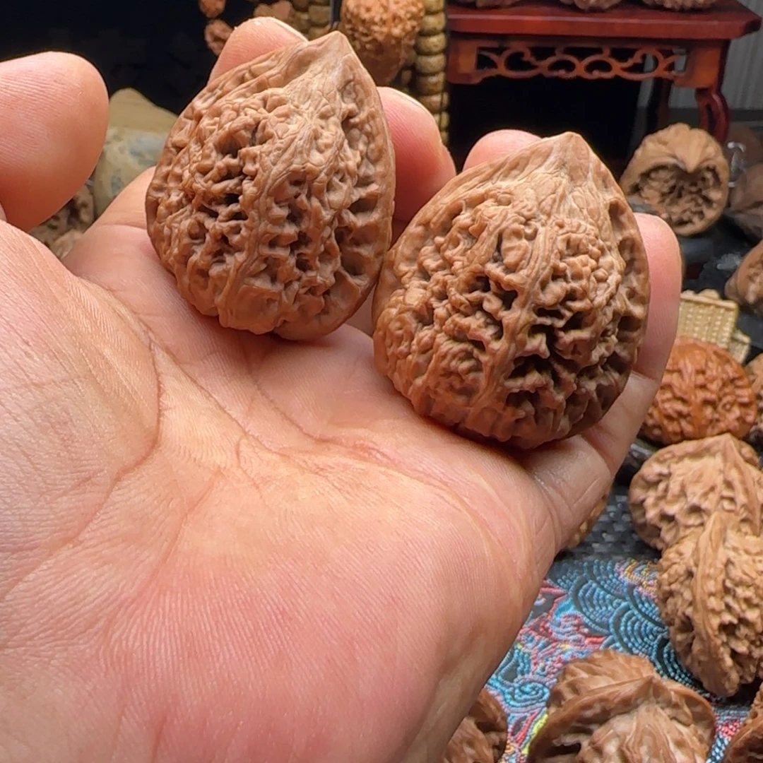 文玩核桃把件全品三角凤凰台40