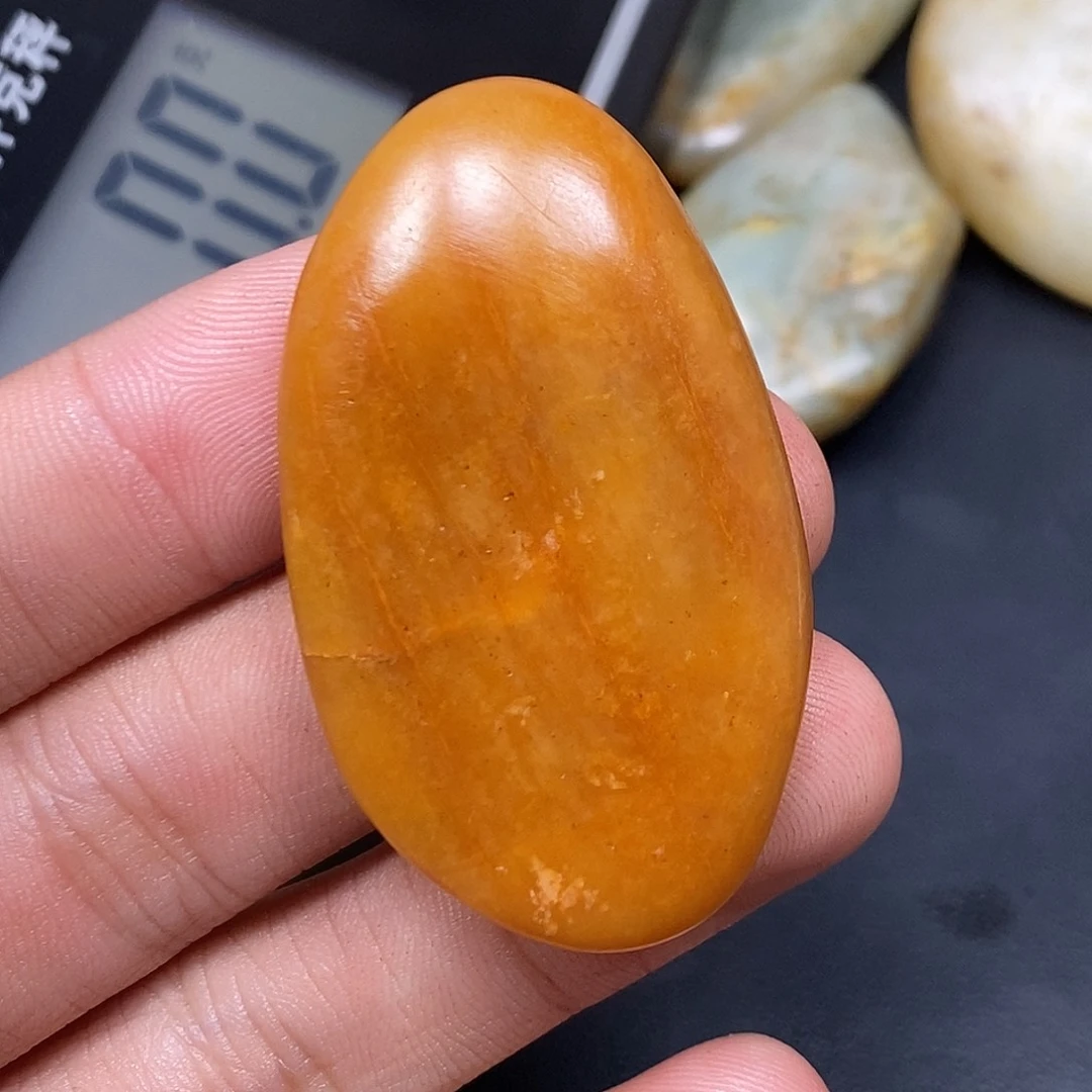 和田玉（糖玉）未镶嵌挂件