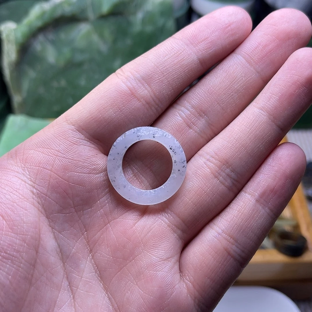 未镶嵌和田玉珠宝半成品