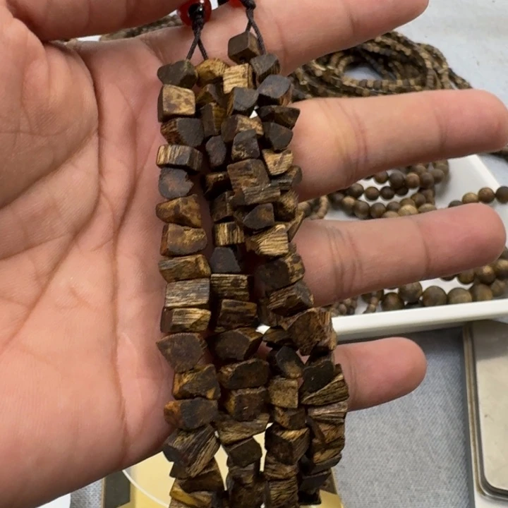 木质沉香麦穗车挂多样化