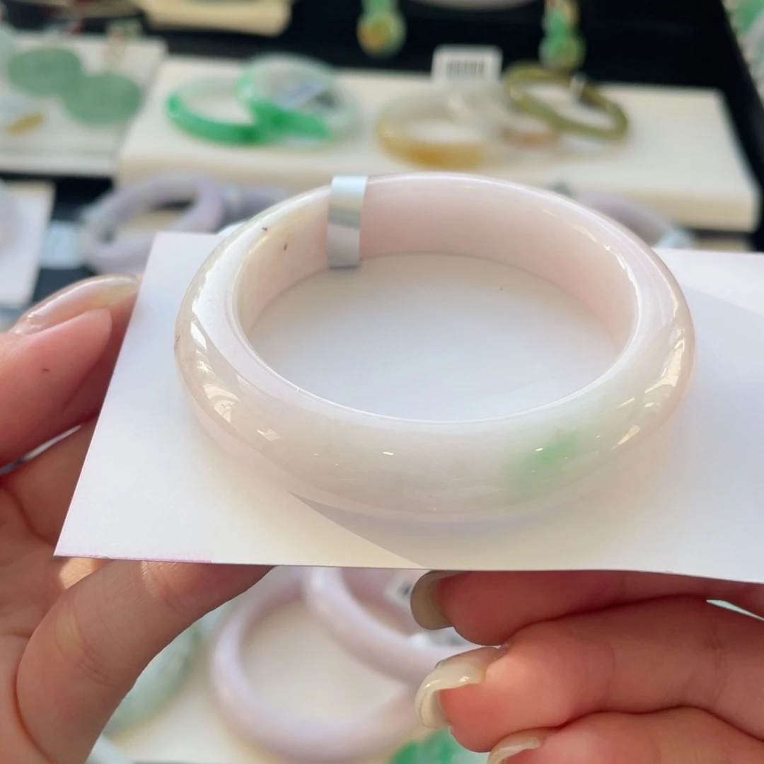 翡翠未镶嵌手镯9号52.8正圈有纹