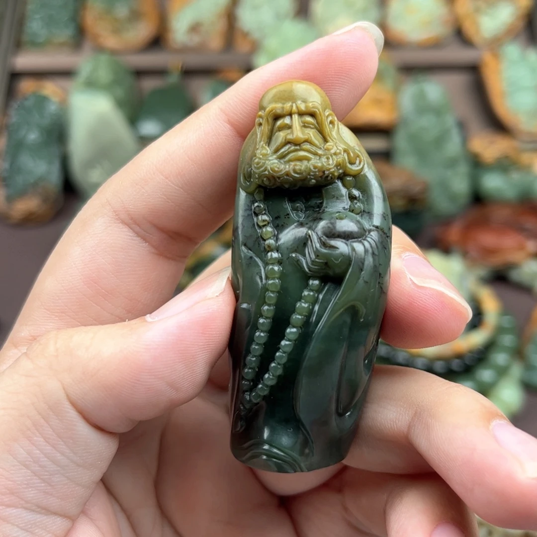 岫岩河磨玉（透闪石质玉）未镶嵌把件