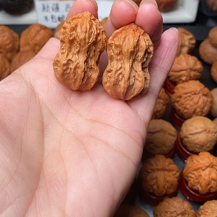 文玩核桃吊坠葫芦