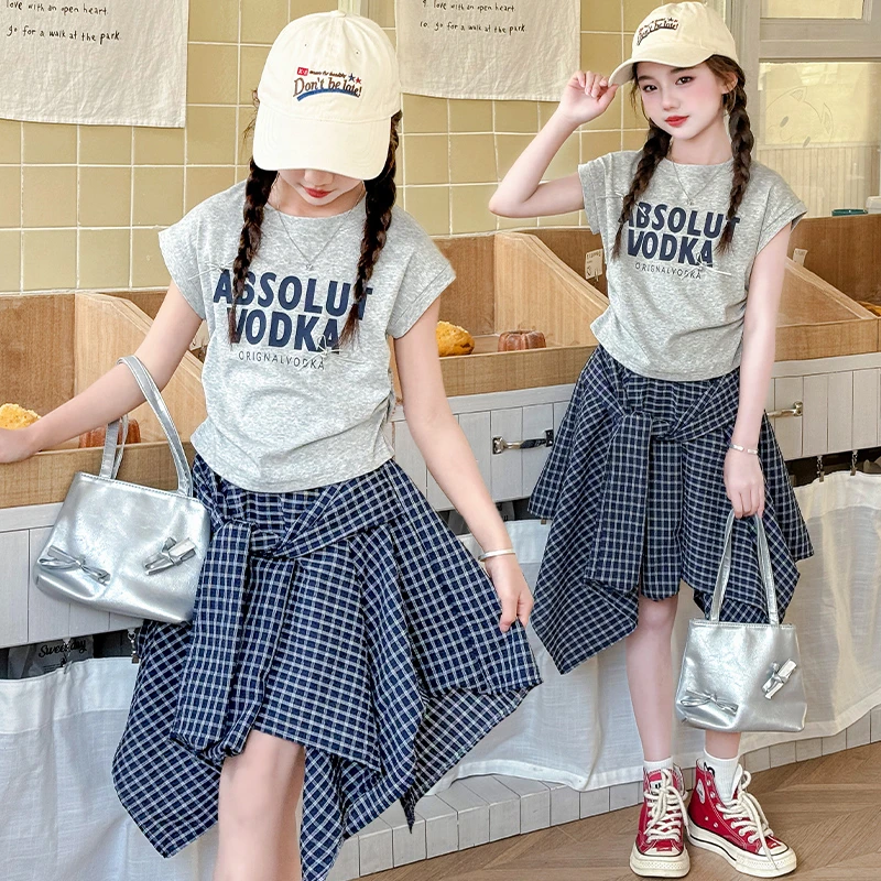 女童夏季套装2025夏款洋气女大童字母T恤不规则格子裙休闲两件套