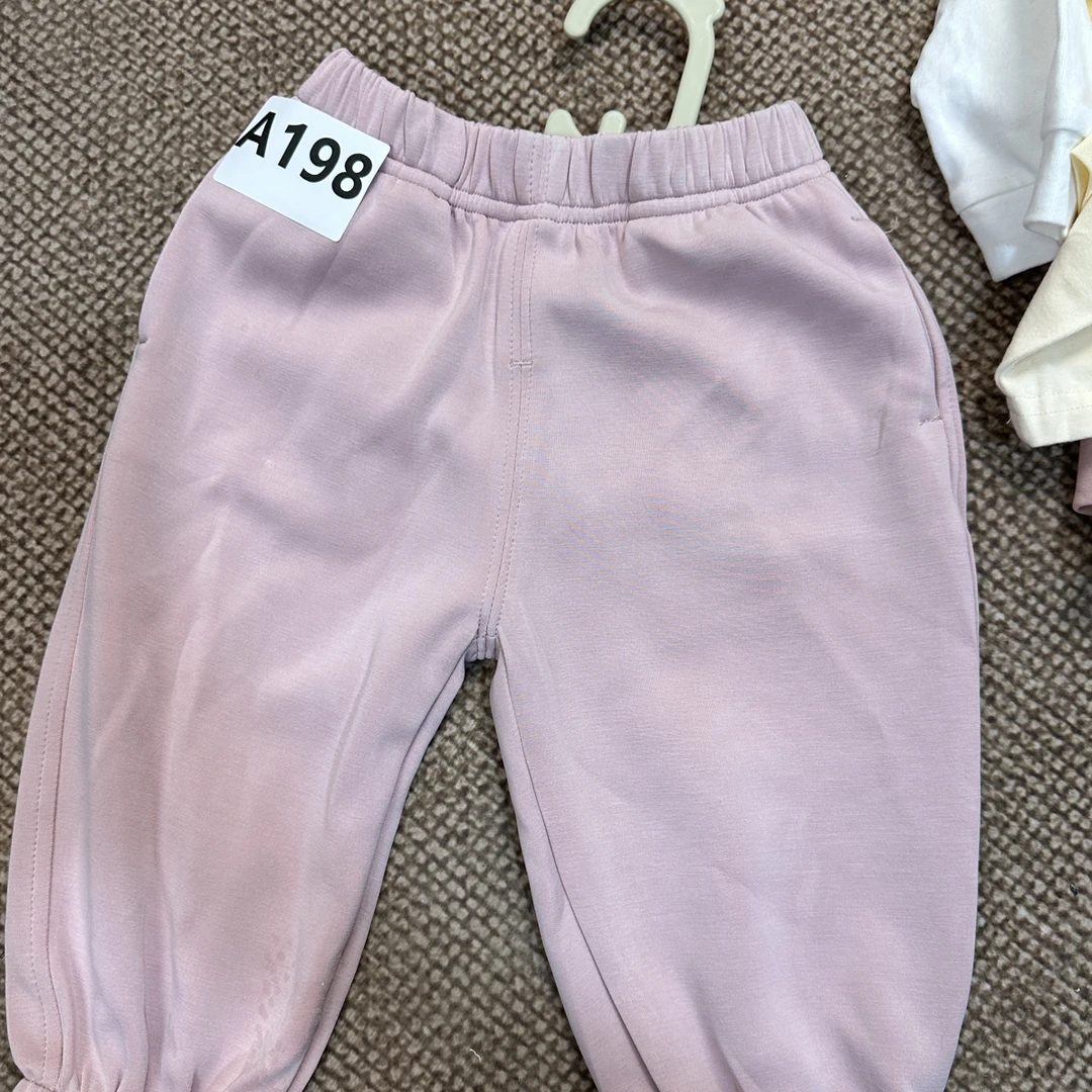 A198粉色卫裤儿童