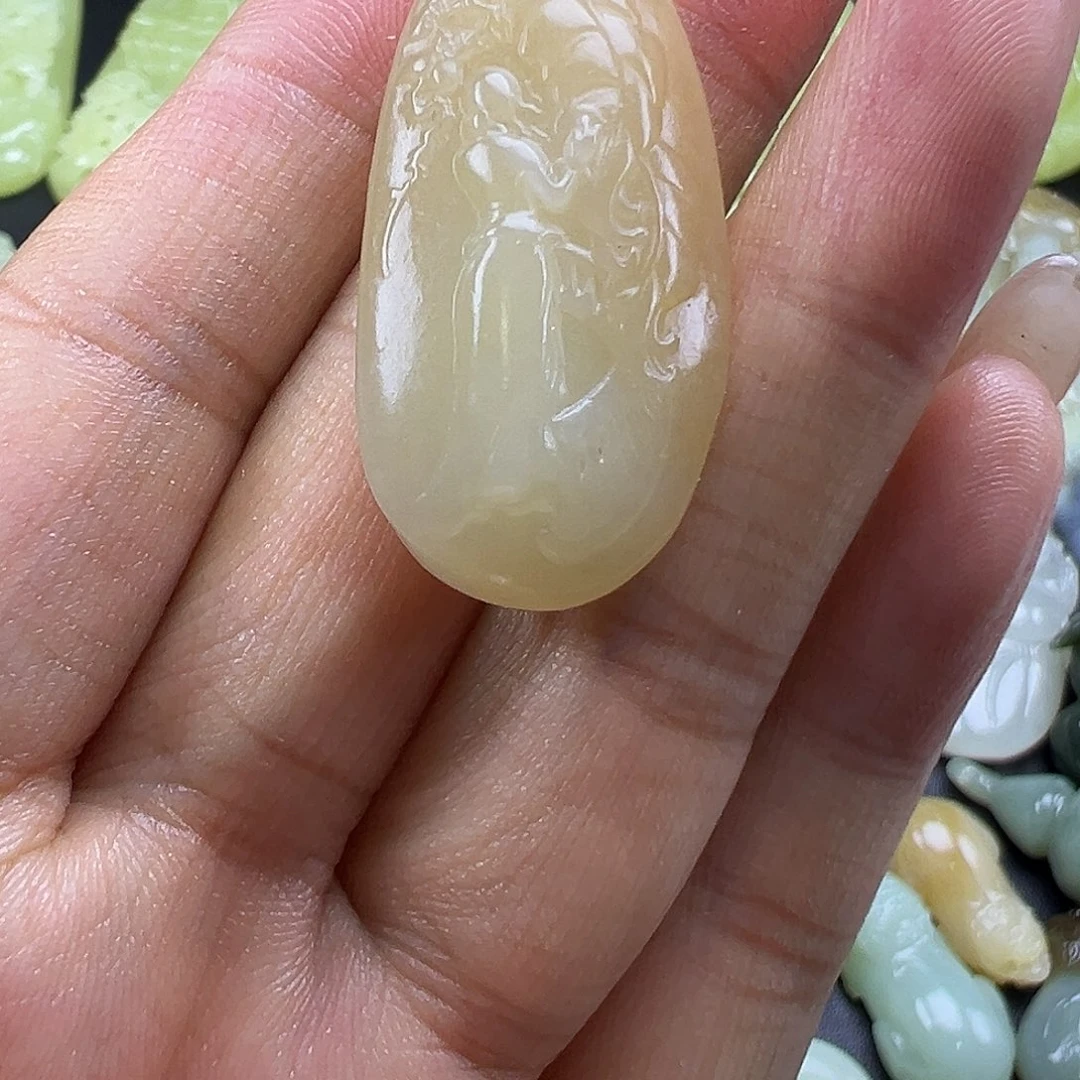 和田玉未镶嵌吊坠(不含链)