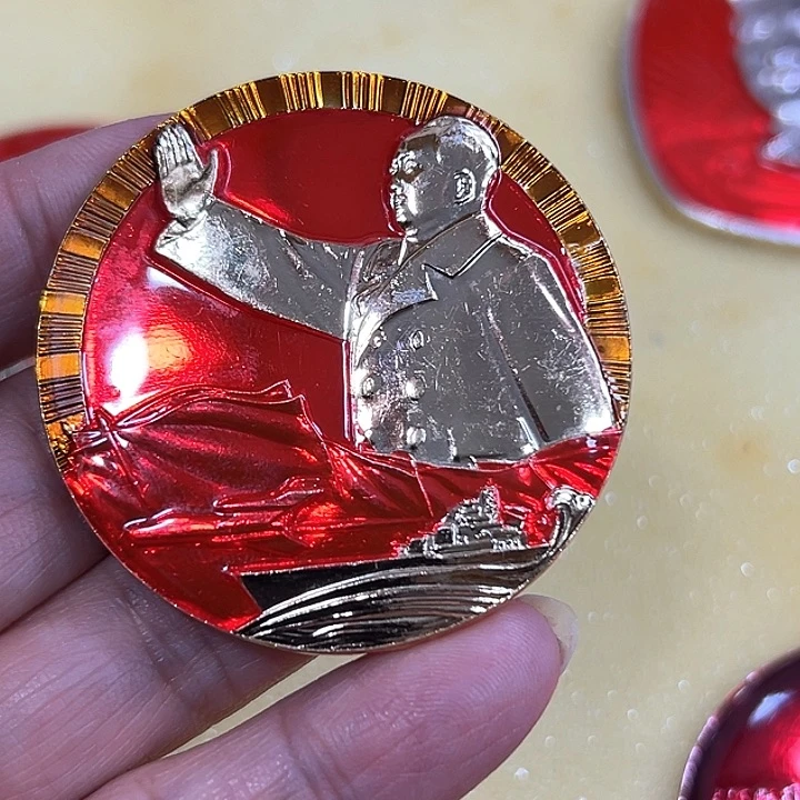 其他普通金属柱*哥纪念章 纪念章