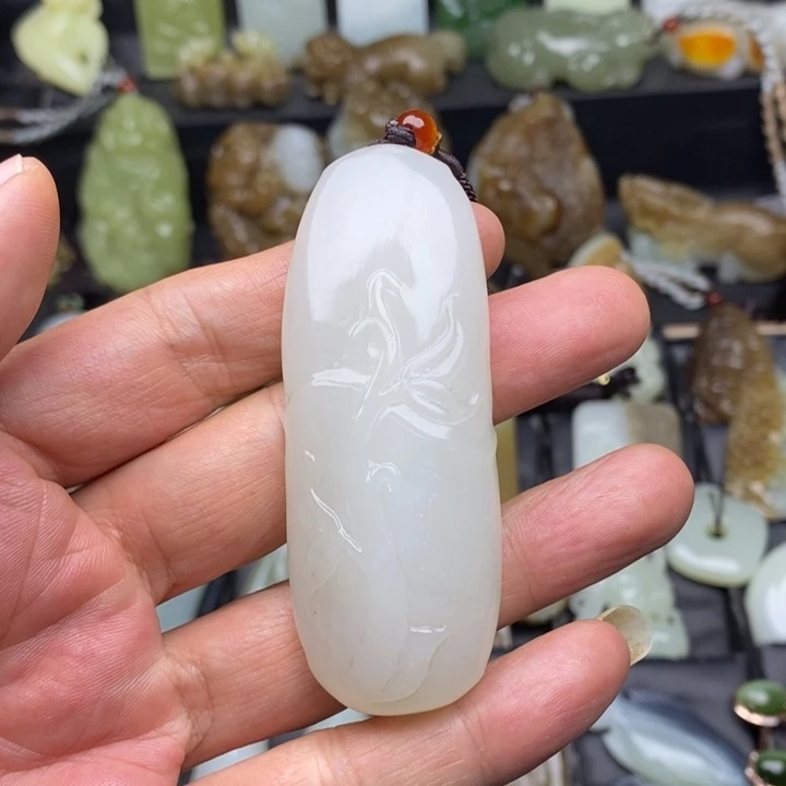 和田玉（白玉）未镶嵌颈饰和田玉白玉竹节