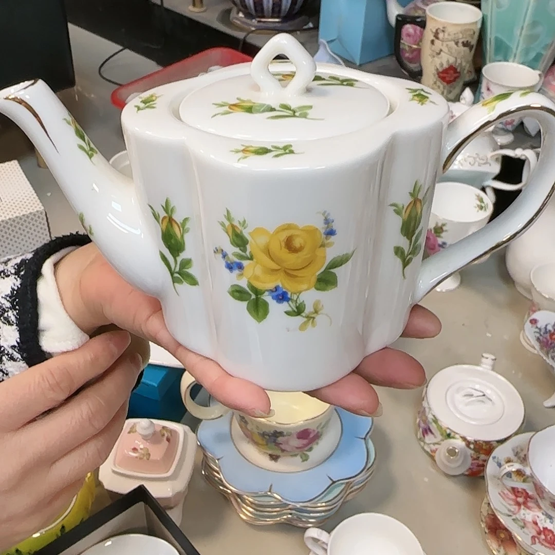 冠衡外贸陶瓷有限公司