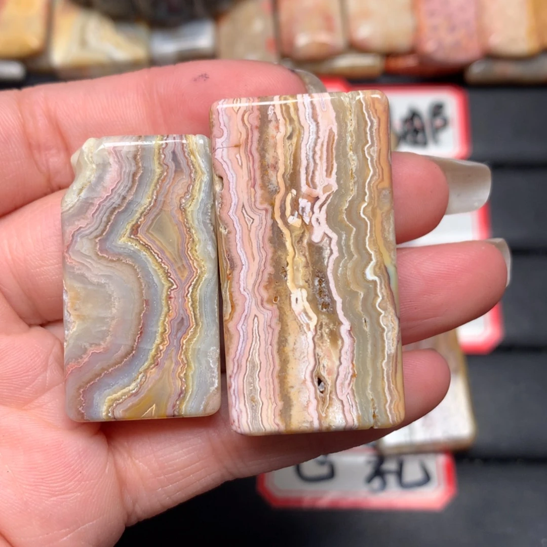 【闪购商品】未镶嵌颈饰硅化玉?