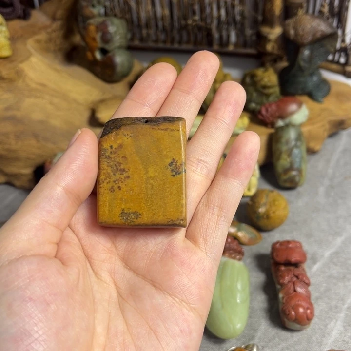 岫岩河磨玉（透闪石质玉）未镶嵌挂件
