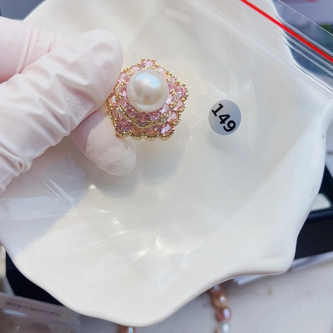 未镶嵌淡水珍珠耳饰