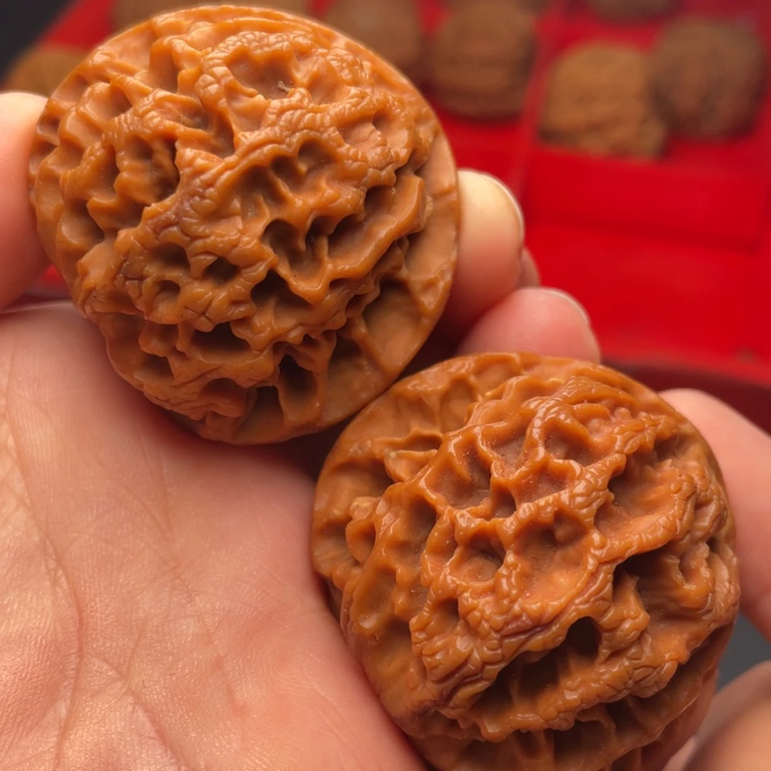 文玩核桃把件秦岭山脉