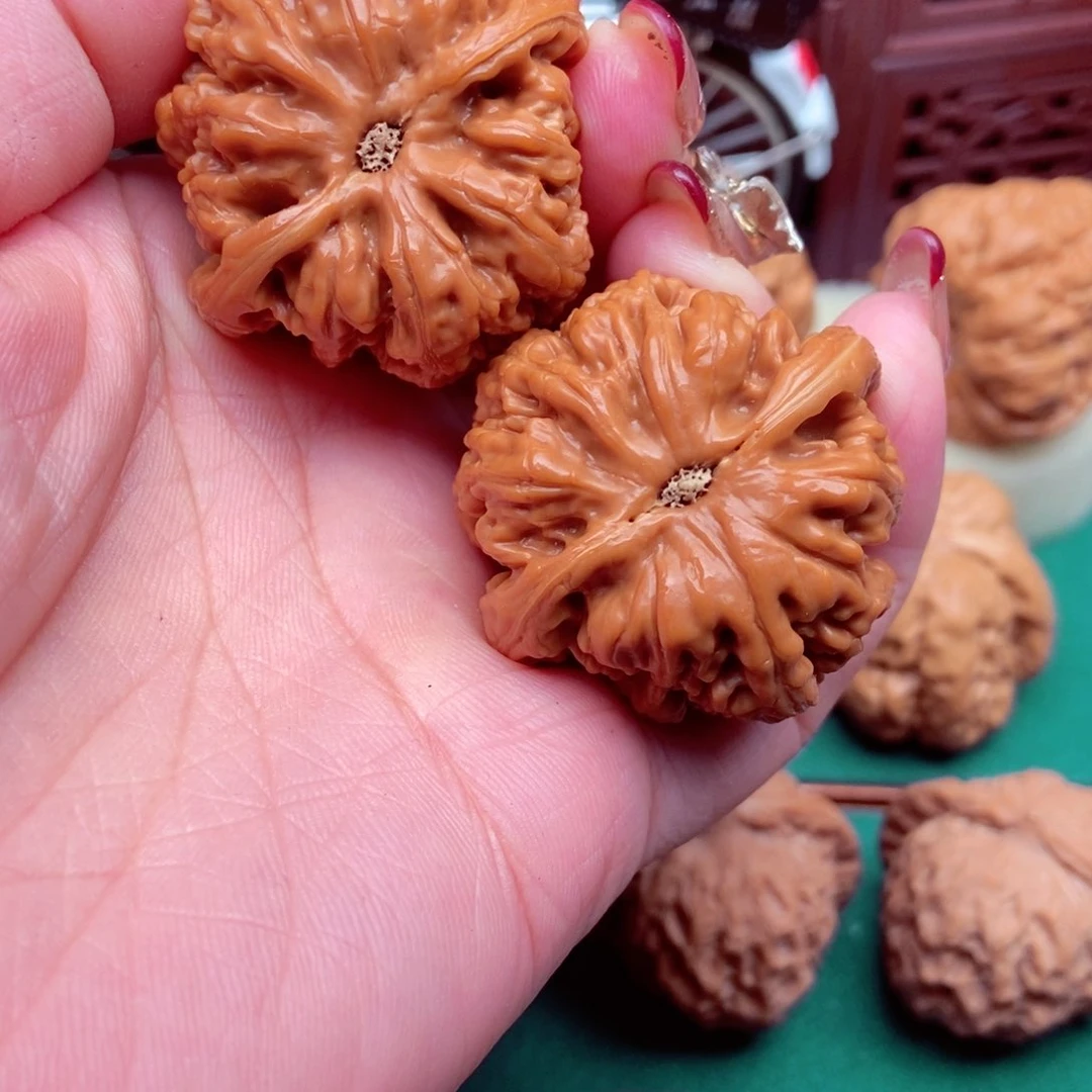 文玩核桃吊坠壹*粗筋40