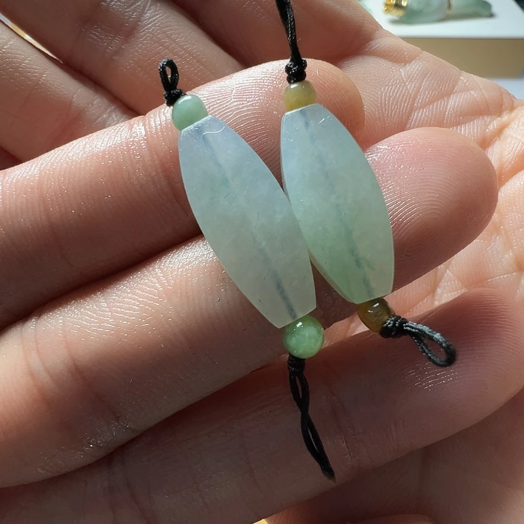 定制翡翠未镶嵌顶珠