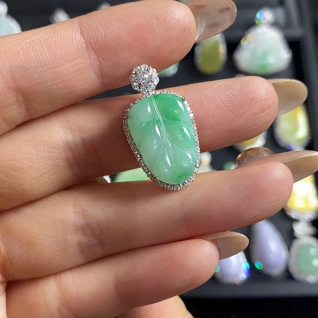 翡翠银S925镶嵌颈饰天然翡翠