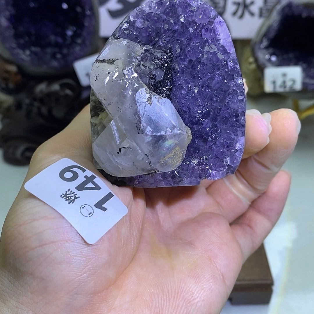 未镶嵌紫晶大型摆件（非配饰）