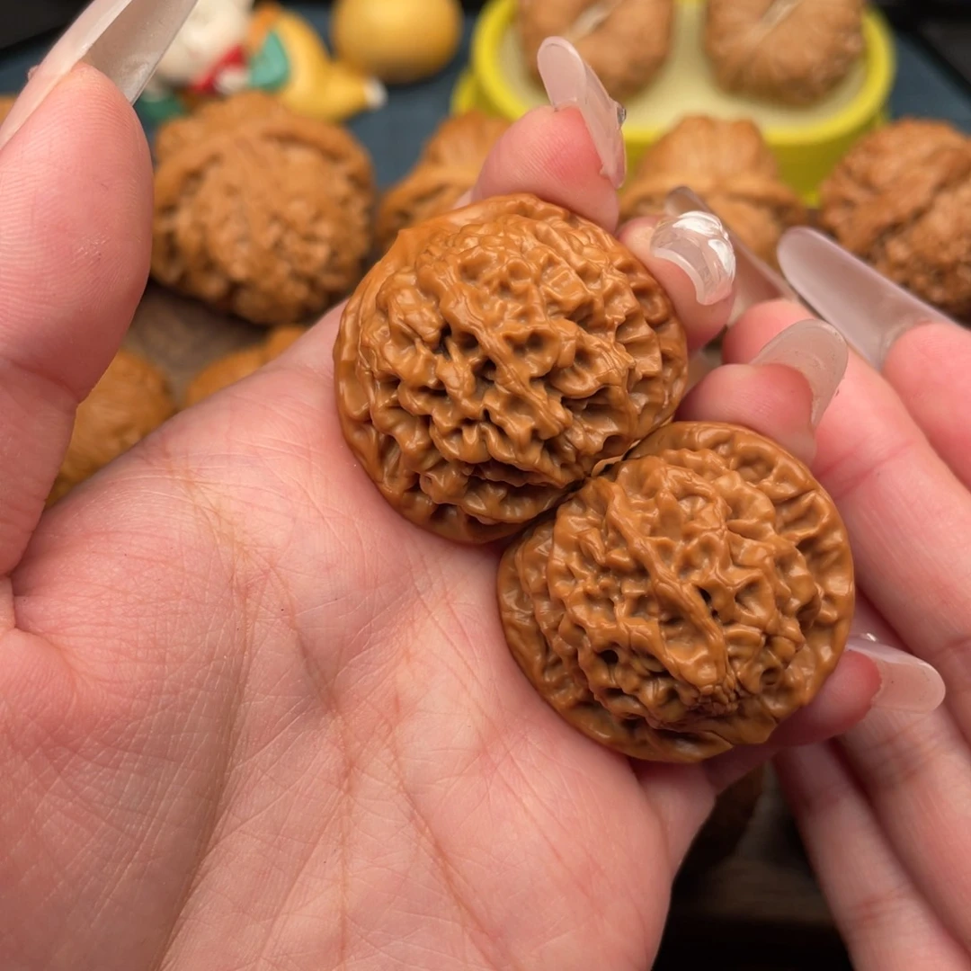 文玩核桃把件z****1原树秦闷36