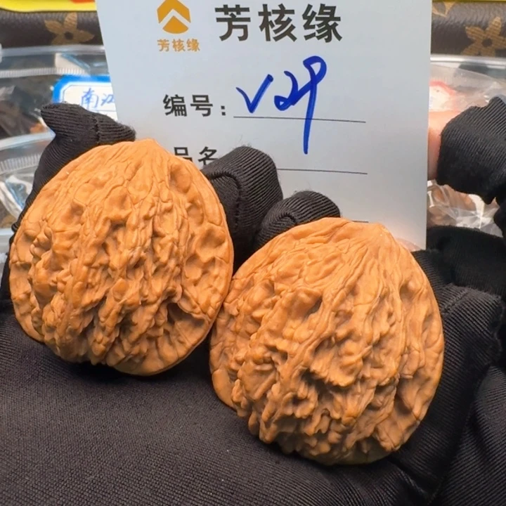 文玩核桃把件结**?麦穗虎头