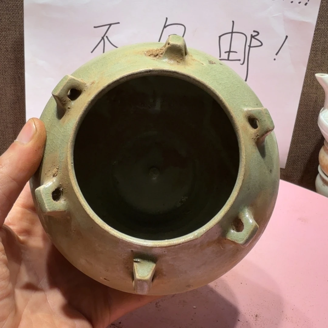 陶其他漂亮的小瓷瓶子