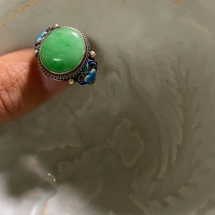 木艳**照精美典雅大方的设计