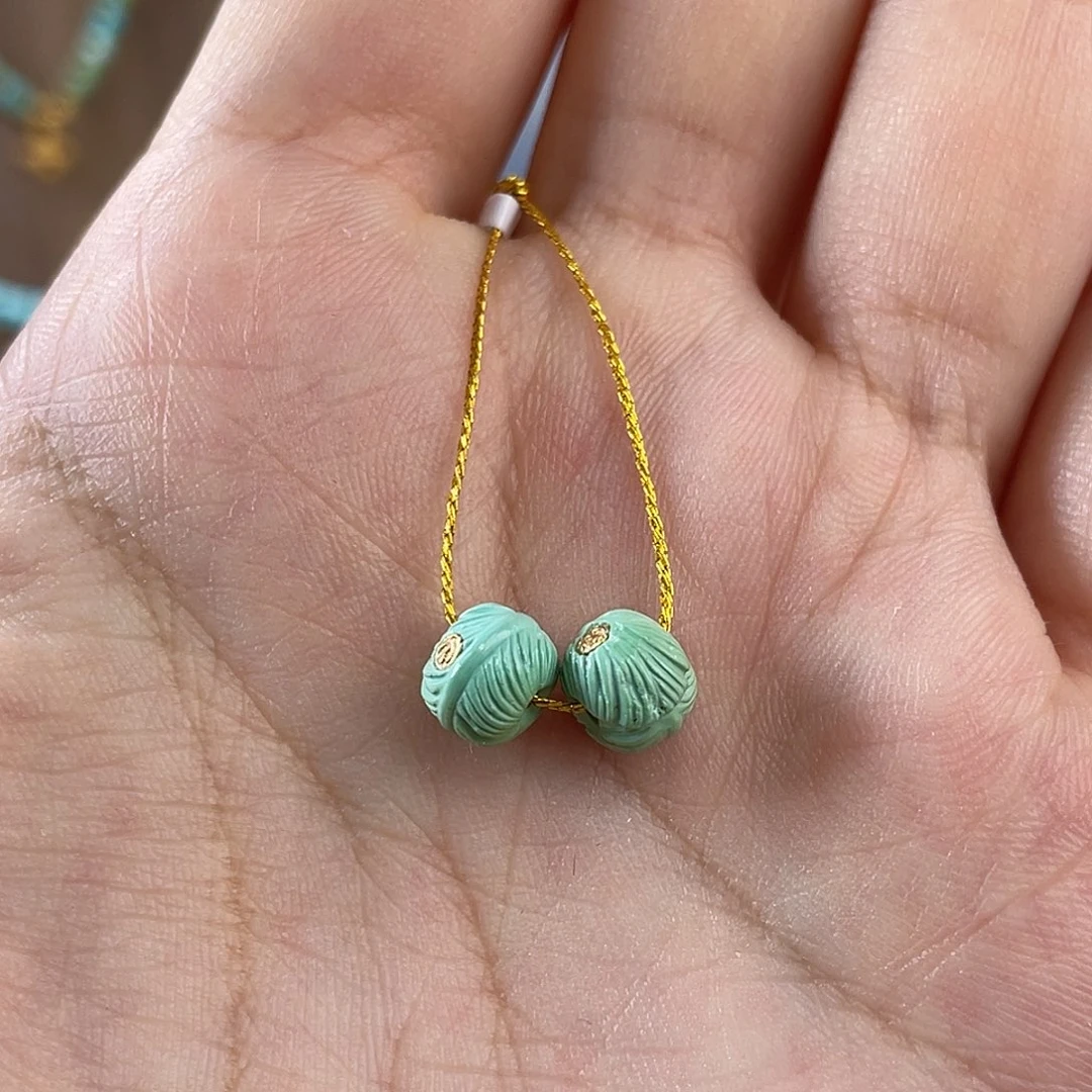 绿松石未镶嵌珠宝半成品高瓷菜籽绿羽毛对珠卡6.7