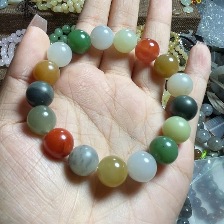 执***风手链未镶嵌和田玉