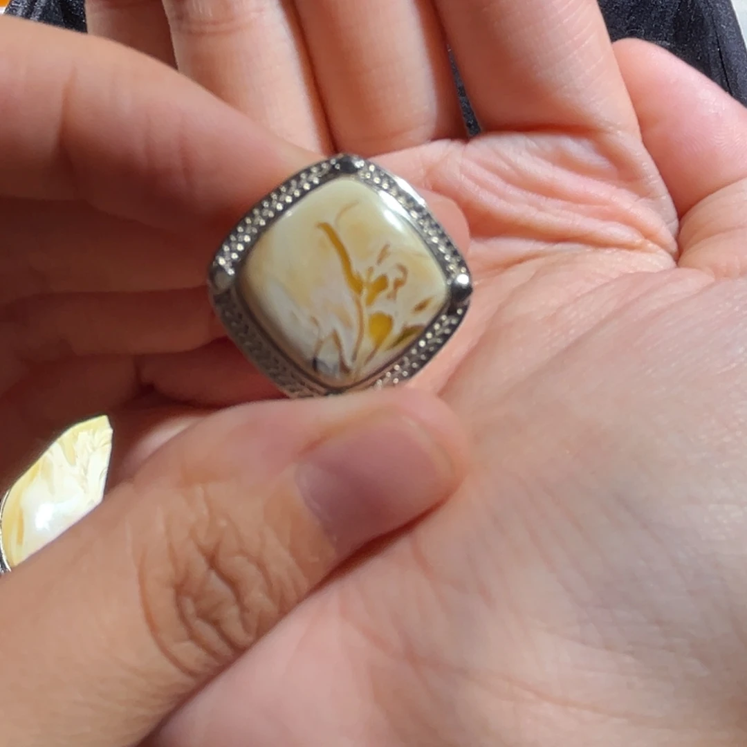 琥珀银S925镶嵌颈饰蜜蜡金瓷白戒指