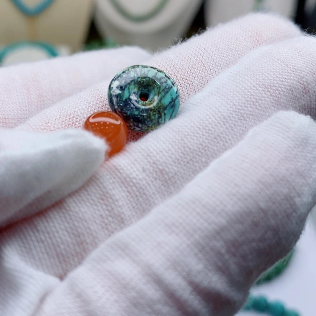 南红玛瑙未镶嵌珠宝奇石