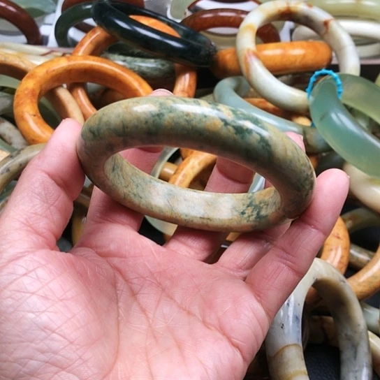 蛇纹石玉手镯未镶嵌用****6