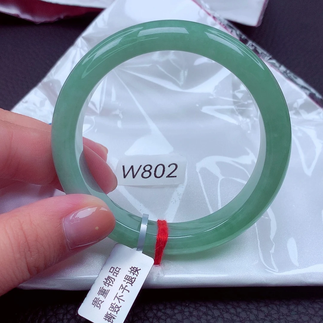 翡翠手镯未镶嵌天然缅甸翡翠A货
