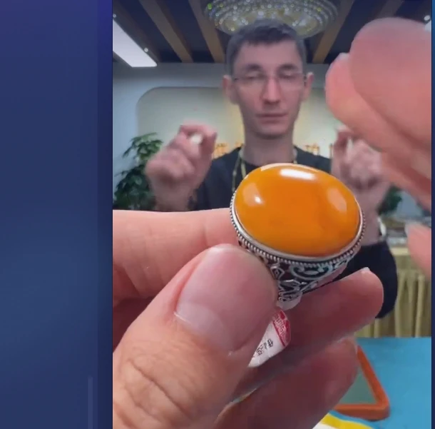 天然琥珀蜜蜡花珀戒指XQ070