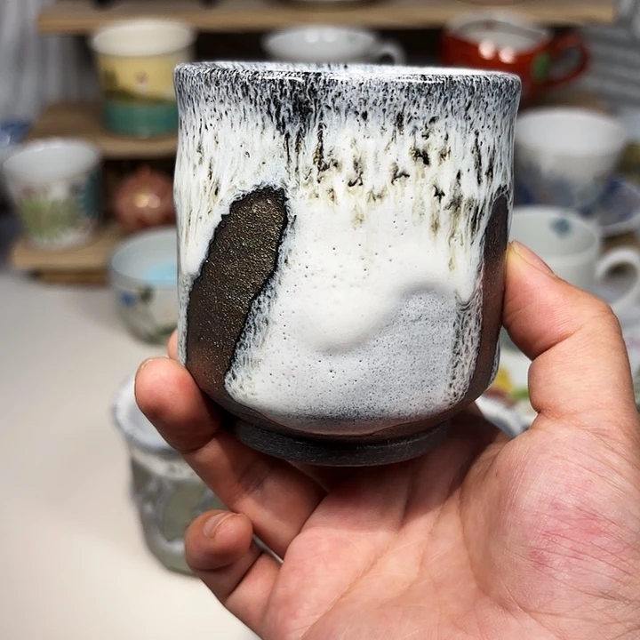陶山田干雄 手握杯