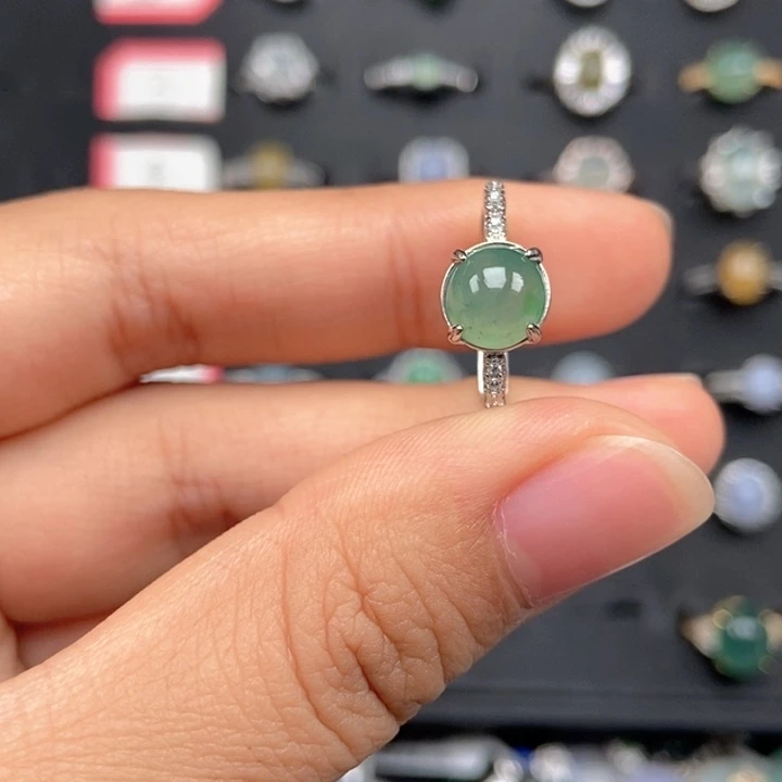 翡翠未镶嵌戒指戒指