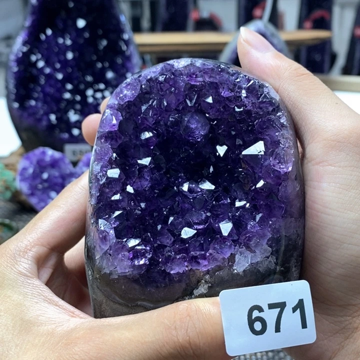 未镶嵌大型摆件（非配饰）水晶