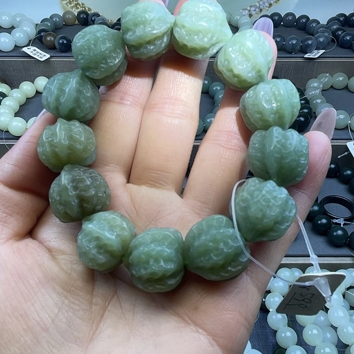 和田玉未镶嵌手链