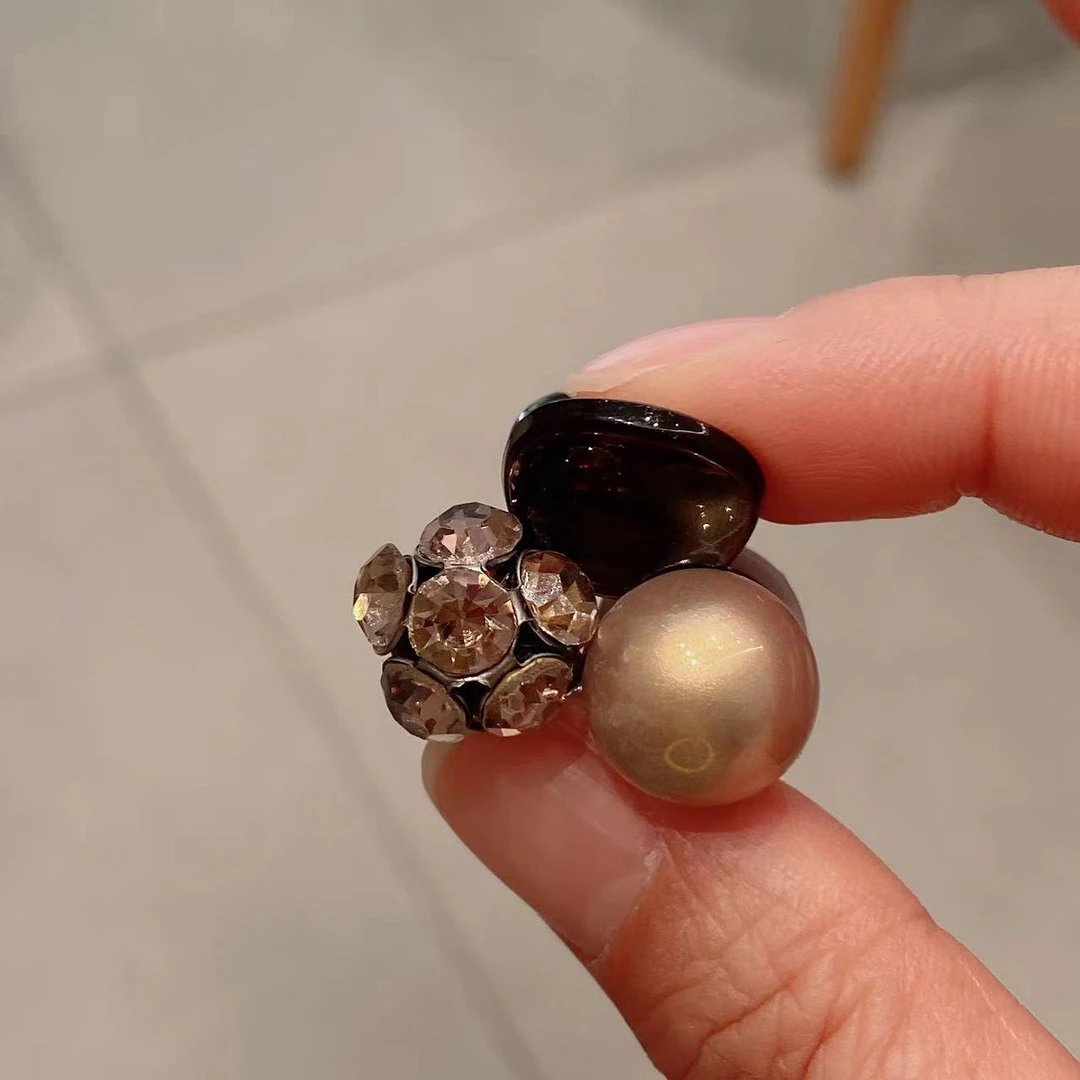 M1905春夏2025新款迷你小夹子小豆豆小抓夹