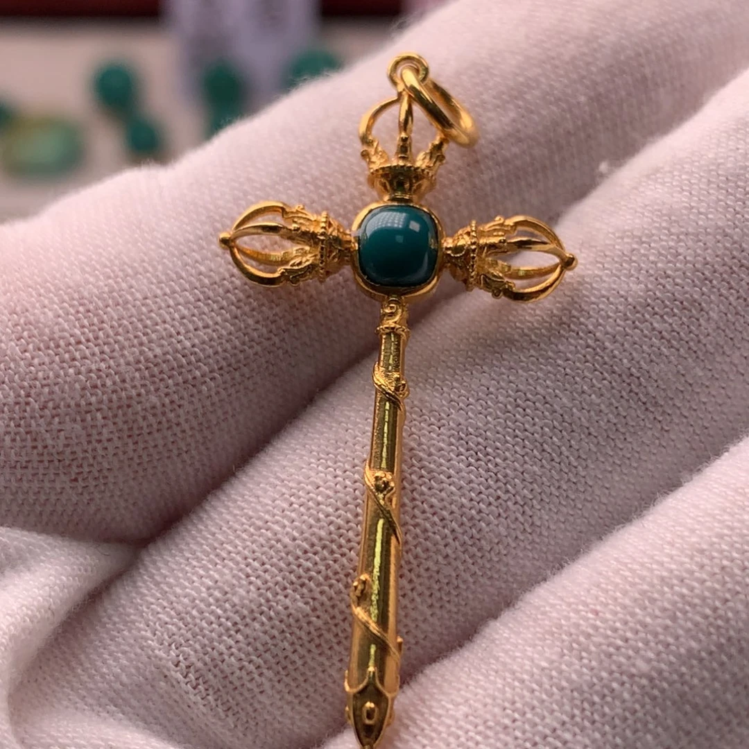 绿松石18K金镶嵌配饰