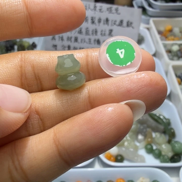 未镶嵌和田玉珠宝半成品