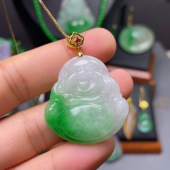 吊坠(赠链)未镶嵌翡翠
