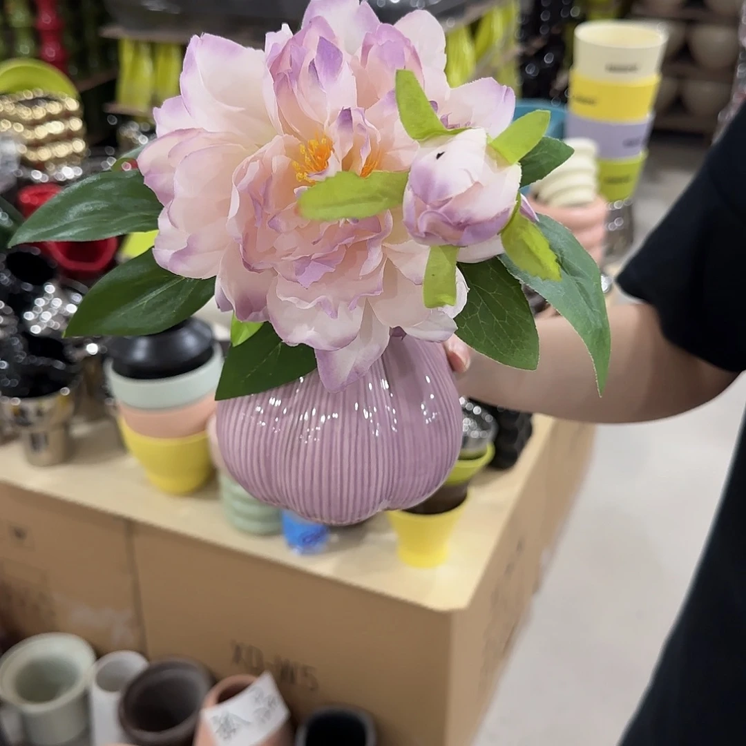 仿真花+花瓶花瓶不能水培