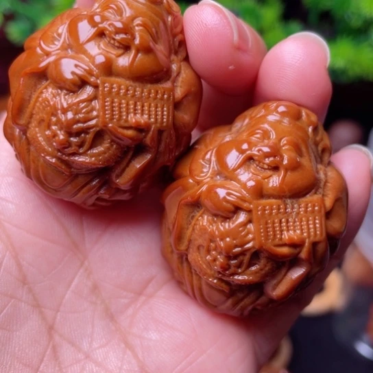 【闪购商品】手串/手链橄榄核35左右龙财手球