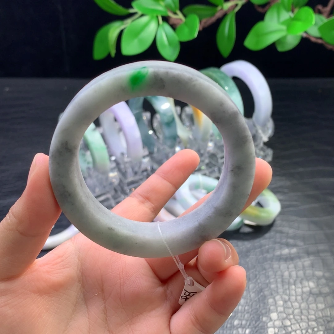 未镶嵌手镯定制翡翠
